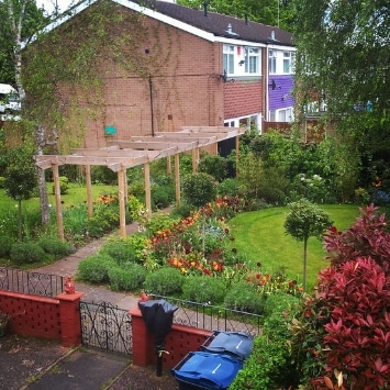 Cultivation Street Stories, Pergola Close Oasis, their small space garden