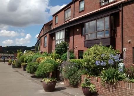 Bristol Waterfront front gardens, shortlisted in Cultivation Street's 2018 competition