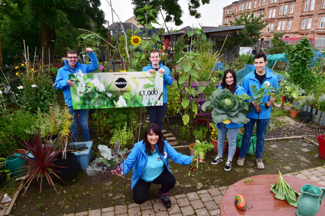 For the Mirror - Cultivation Street competition. Susan Wilson pictured center bottom at the Reidvale Street Alotments, Glasgow. Left to right of others in the picture Adam Green, Jordan McGregor, Constanza Estrada and Carlos Torres.